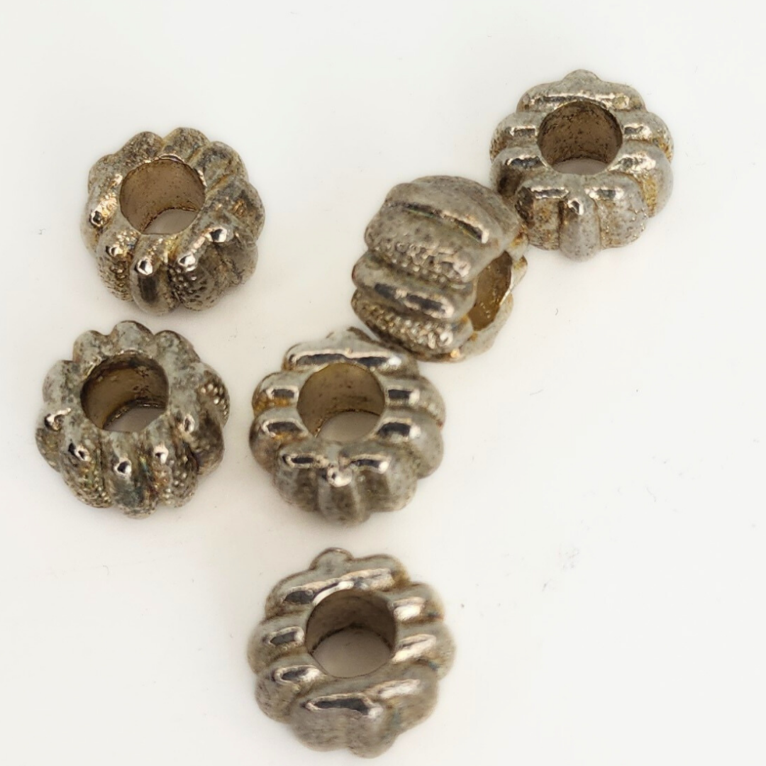Large Hole Silver Ridged 8mm