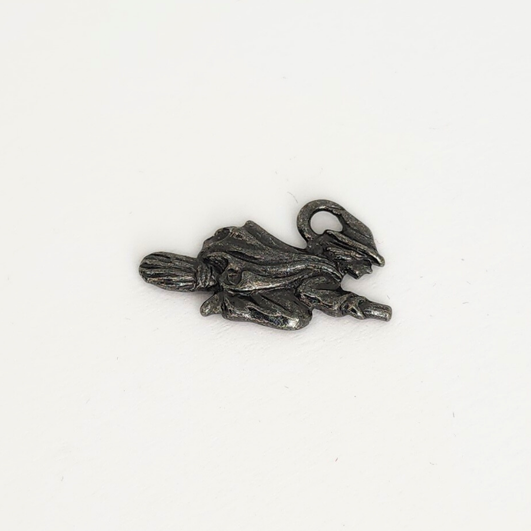 Witch Charm 19mm