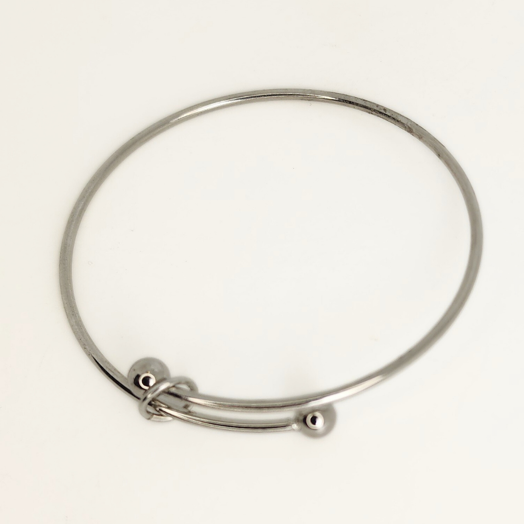 Wire Bracelet w/2 Balls