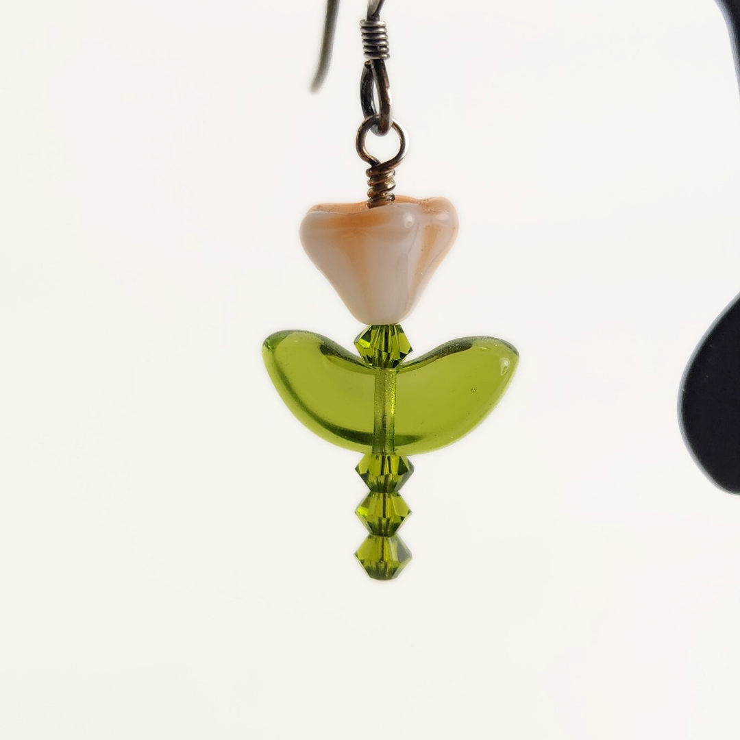 Salmon/White Bell Flower Earring Kit