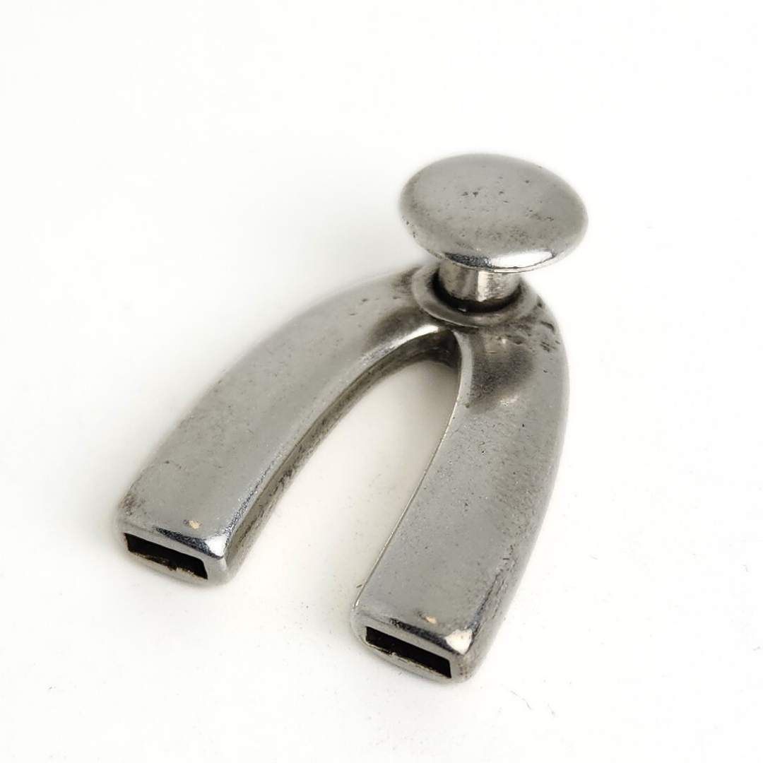 Antique Silver Wishbone Disc Clasp