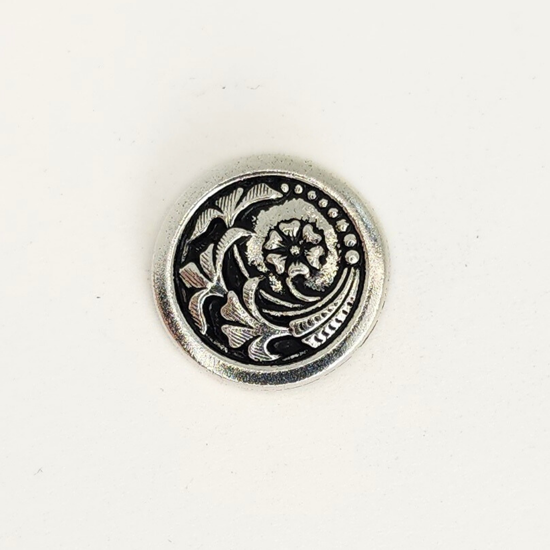 Czech Flower Button 17mm