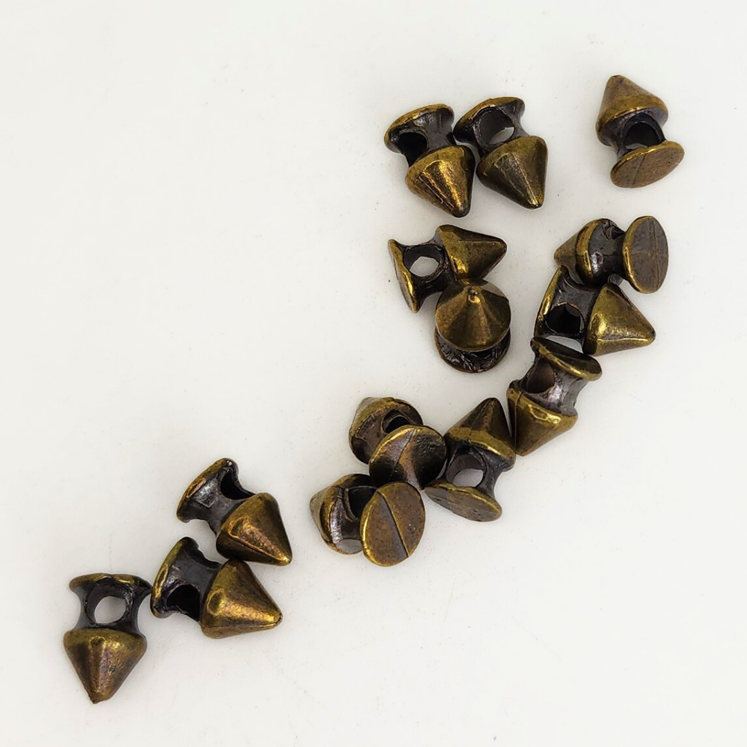 Antique Brass Spike 7x11mm