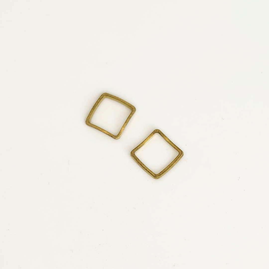 Cambered Square Connector 10mm