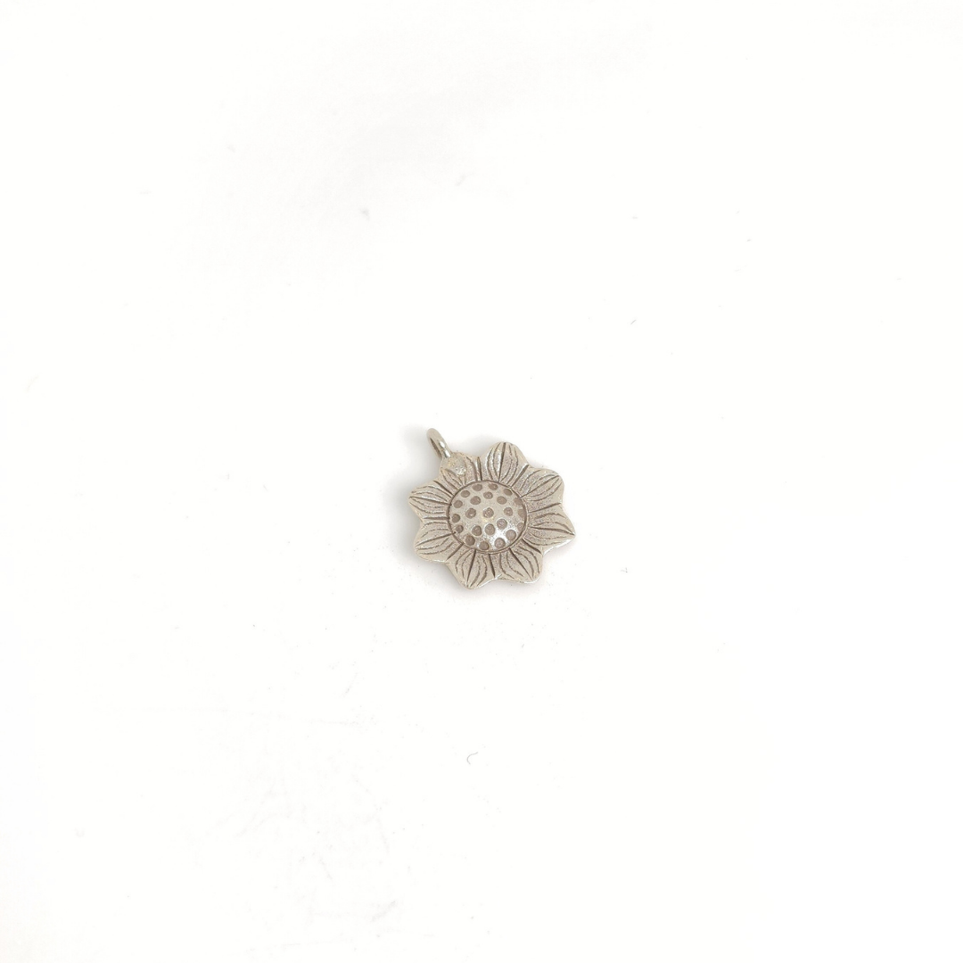 Sunflower Pendant 25mm