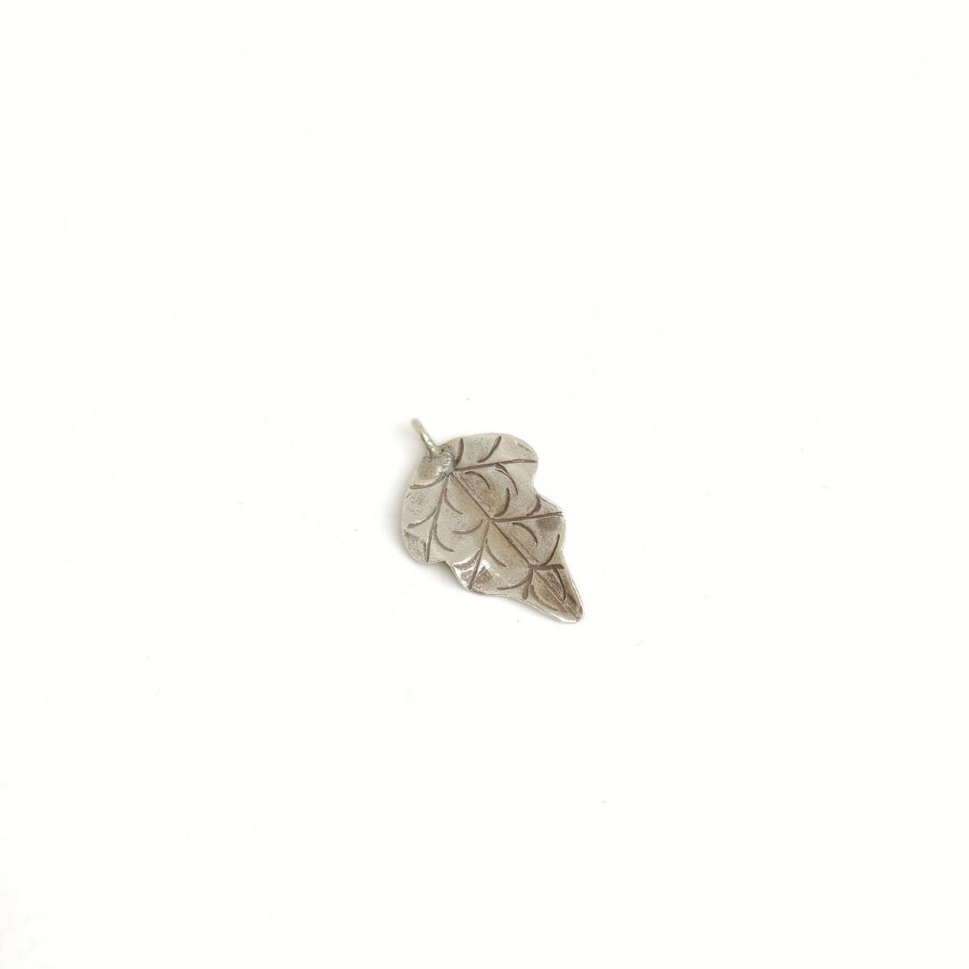 Wavey Leaf 29mm