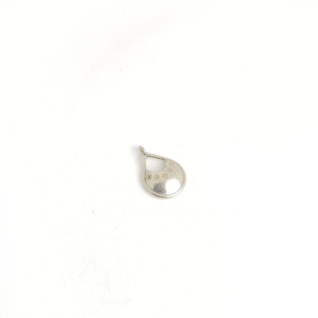 Teardrop Pendant 24mm