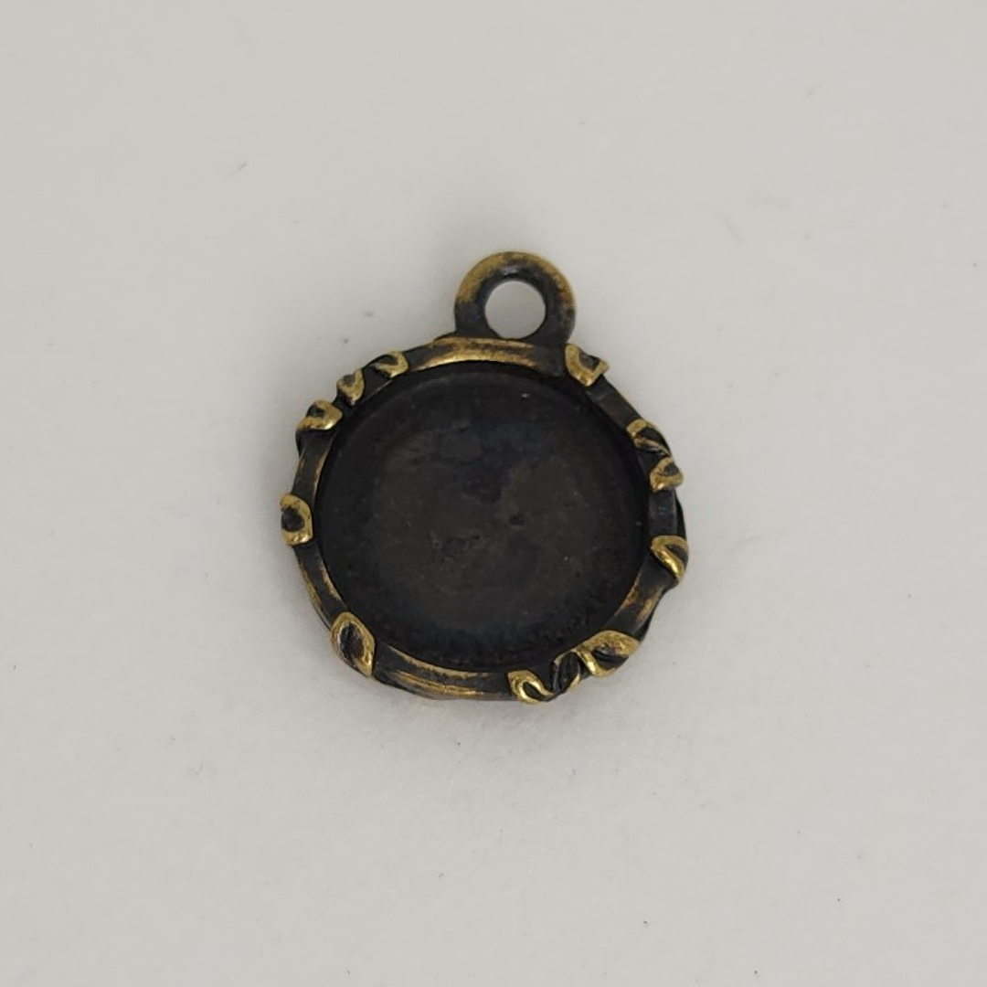 Leaf Bezel .5"