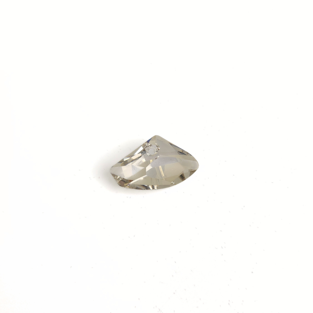 Galactic Horizonal Pendant 16x27mm