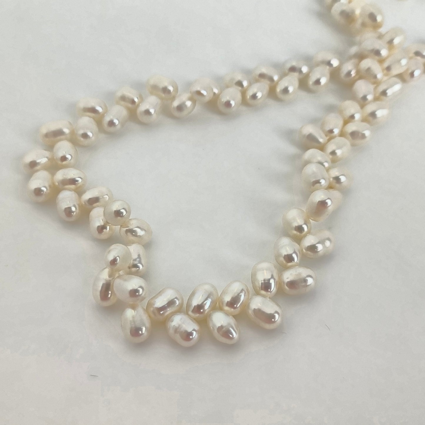 White Angle Drilled Rice Pearls 6-7mm
