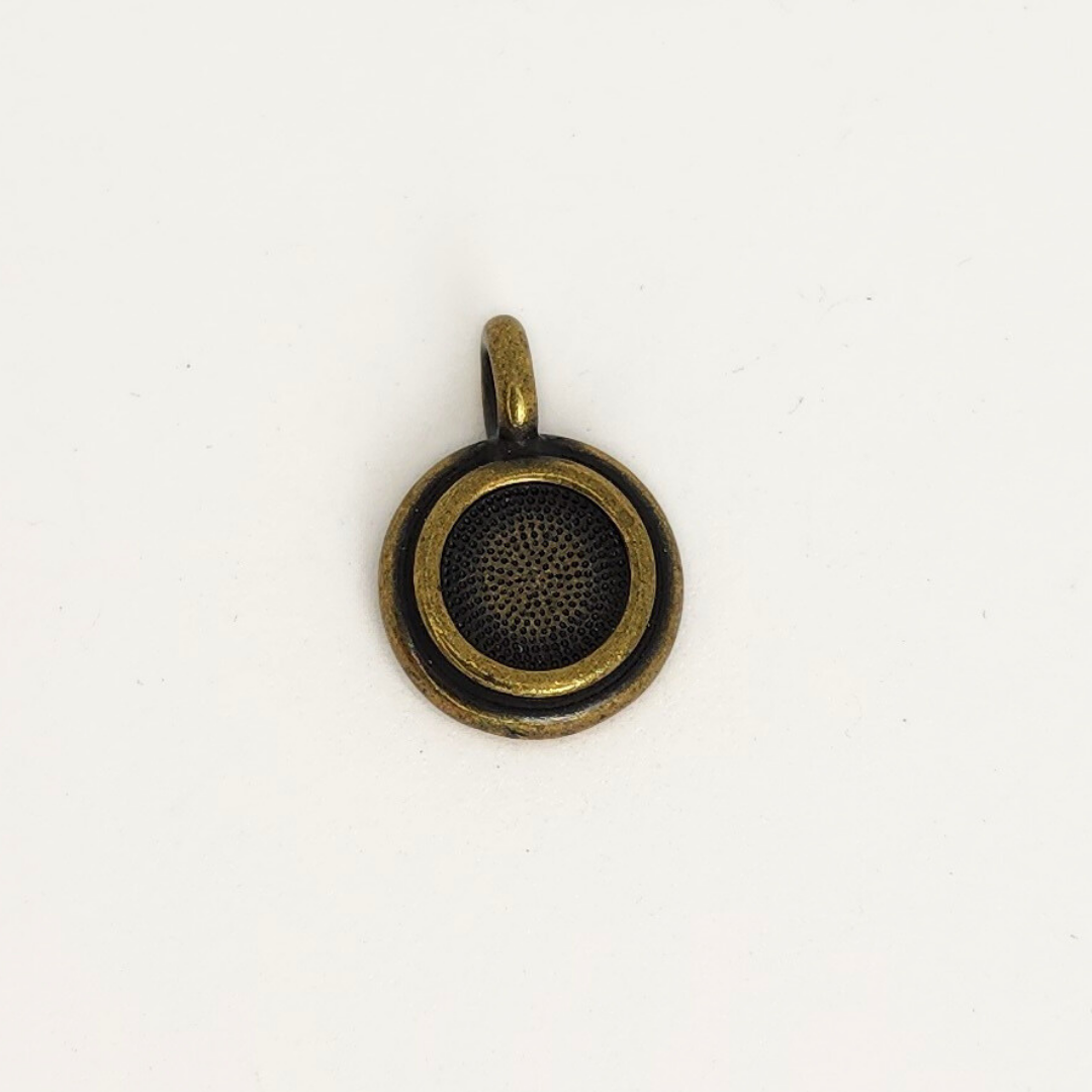 Stepped Bezel Charm 11mm