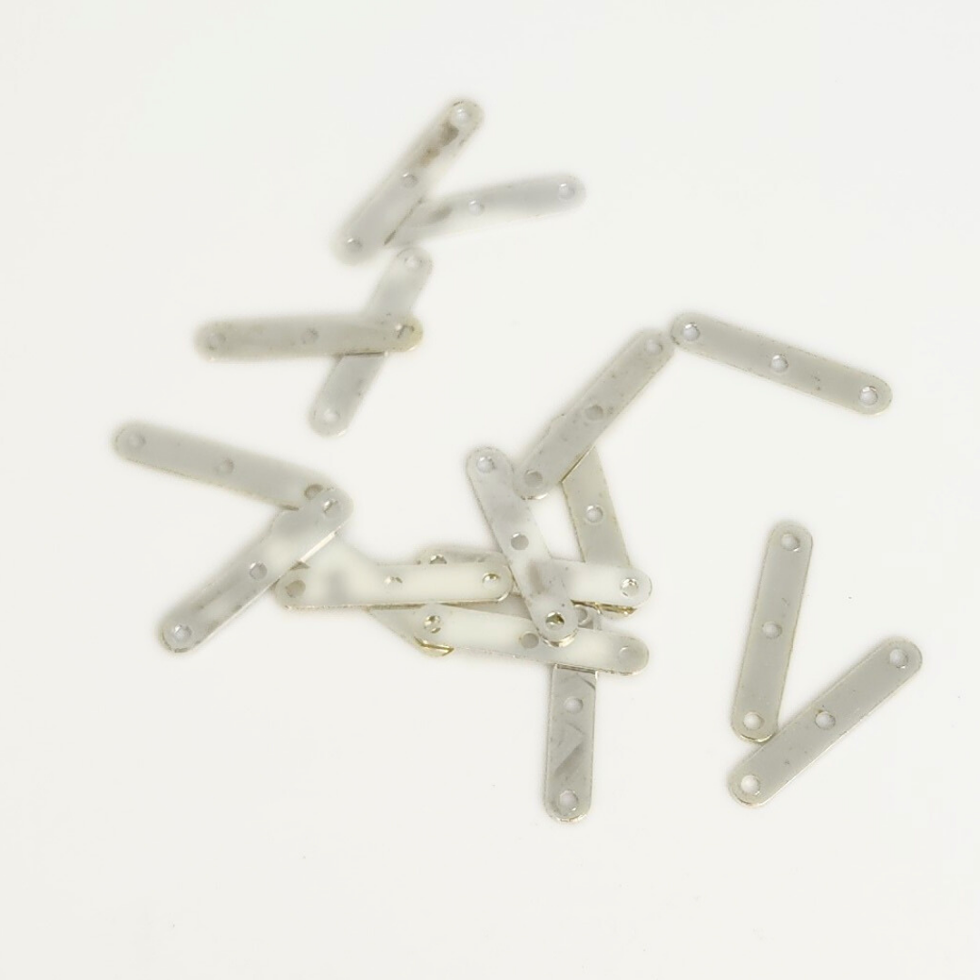 3 Hole Separator Bar 19x3mm