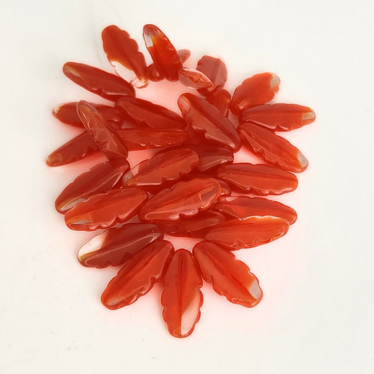 Feather Dagger 13x6mm