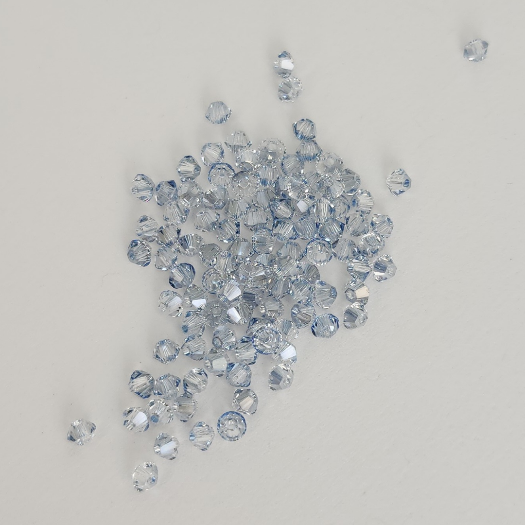 Bicone 3mm A-M