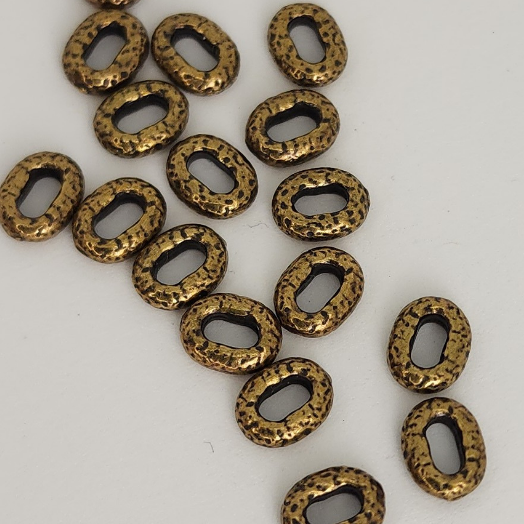 Distressed Oval 8mm