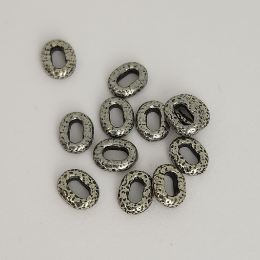 Distressed Oval 8mm