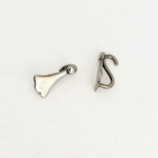 Fleur-de-lis Bail 15mm