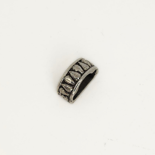 Silver MS Nestled Tear Spacer