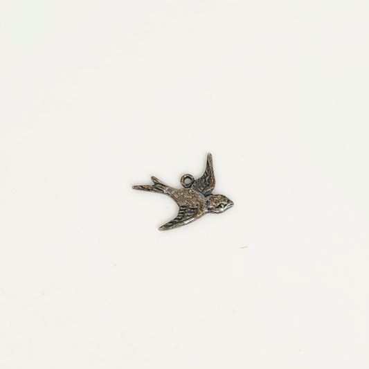 East Facing Bird Charm 17x16mm
