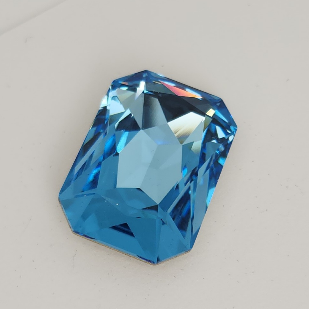 Fancy Octagon 37x25.5mm