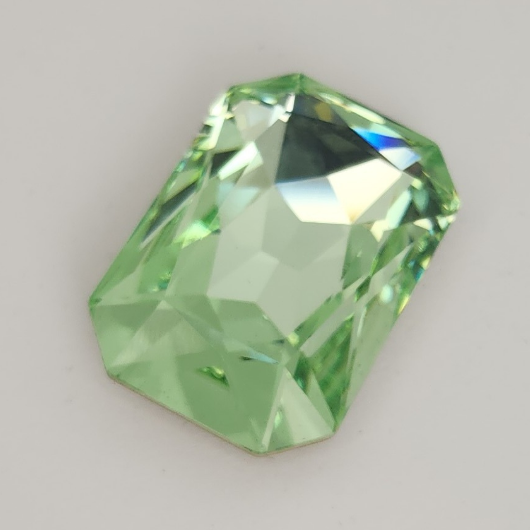 Fancy Octagon 37x25.5mm
