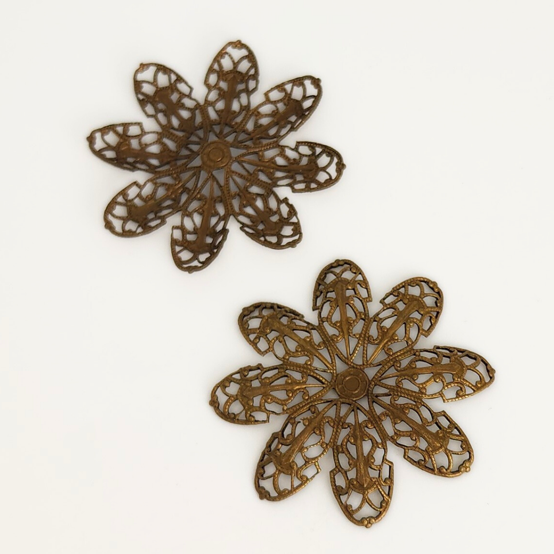 Dahlia Filigree Petal 45mm