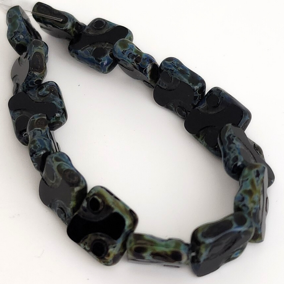 Dot Carved Square 10mm