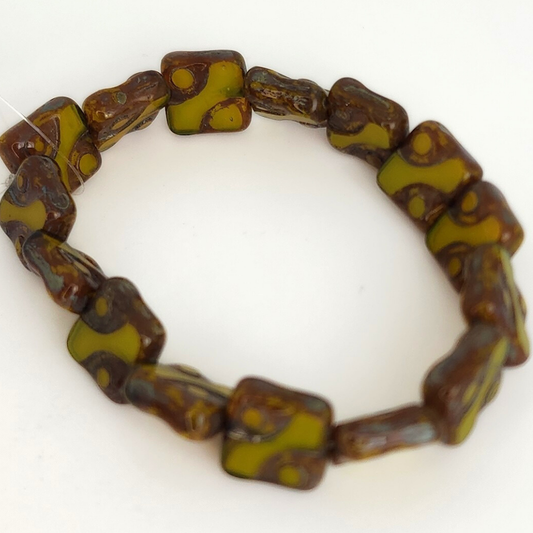 Dot Carved Square 10mm