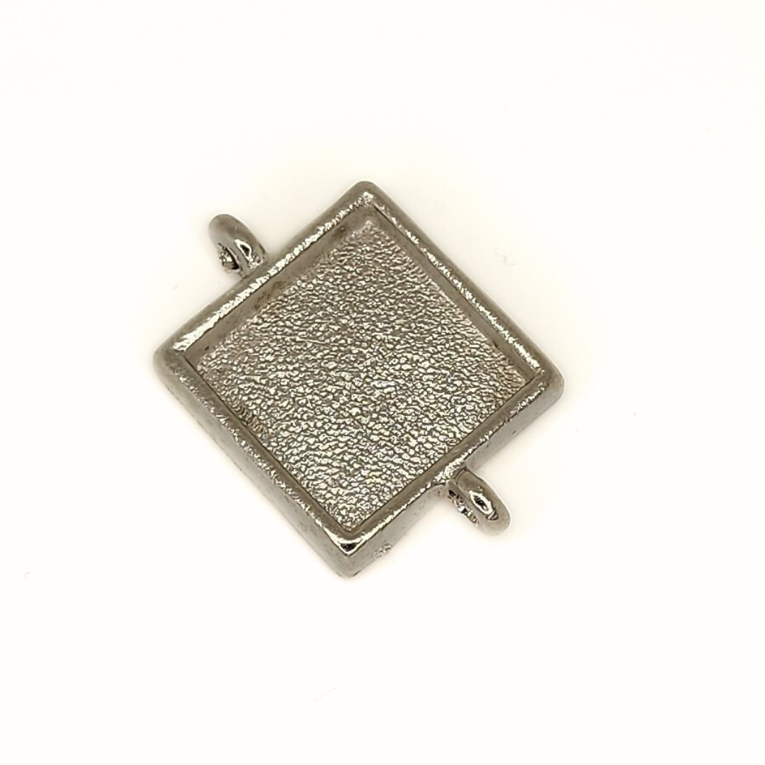 Square Link 28x19x4mm
