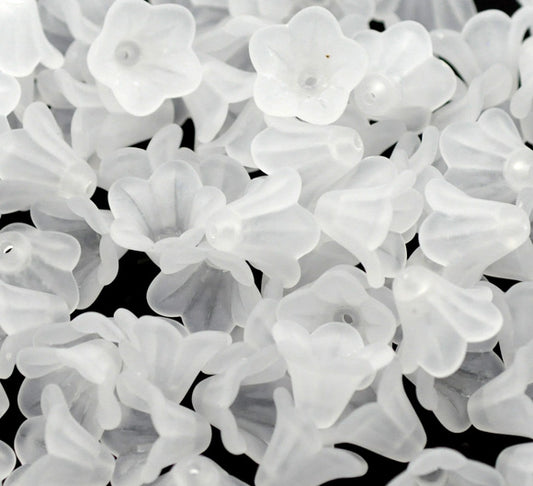 White Frosted Lily 18x12mm