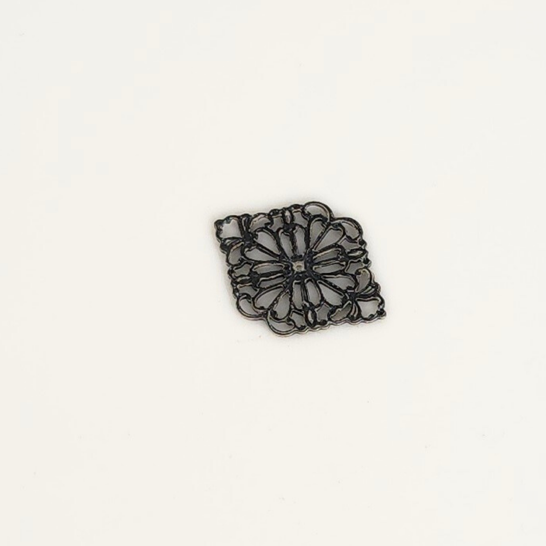 Antique Silver Filigree Diamond 15x21mm