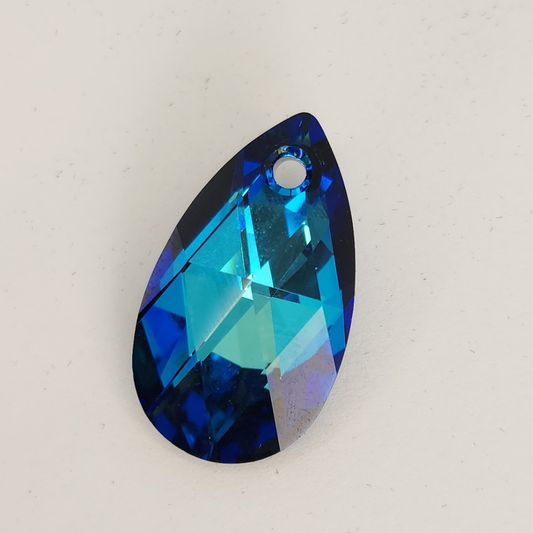 Pear Pendant 28mm