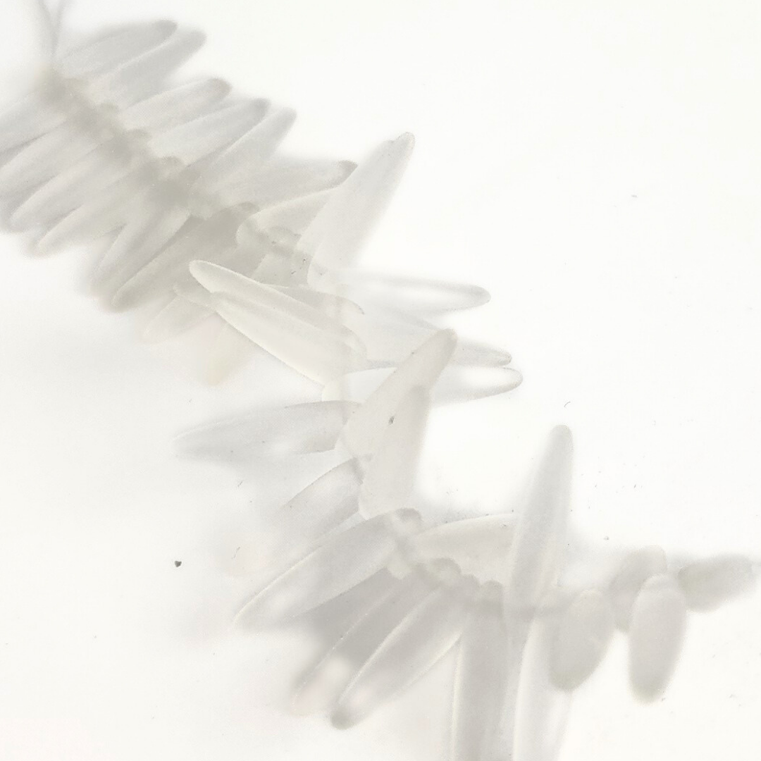 Matte Frosted Crystal Thorn 3x16mm
