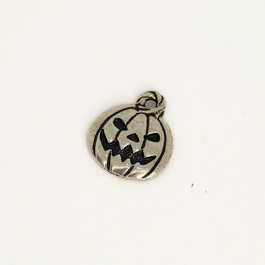 Jack O'Lantern Charm 18mm