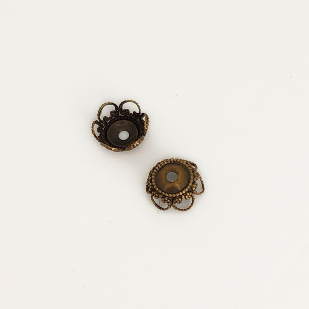 Dot Heart Bead Cap 8mm