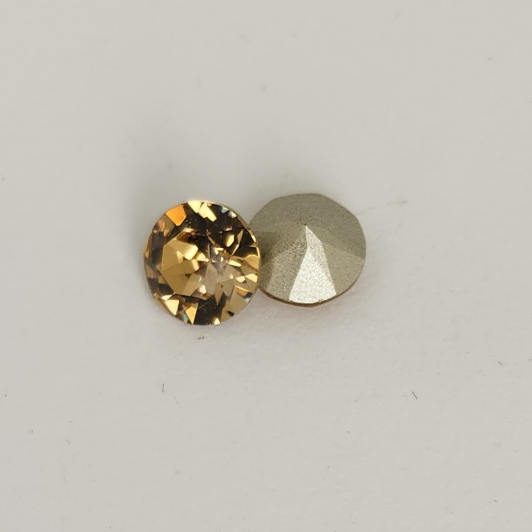 Chaton 8mm