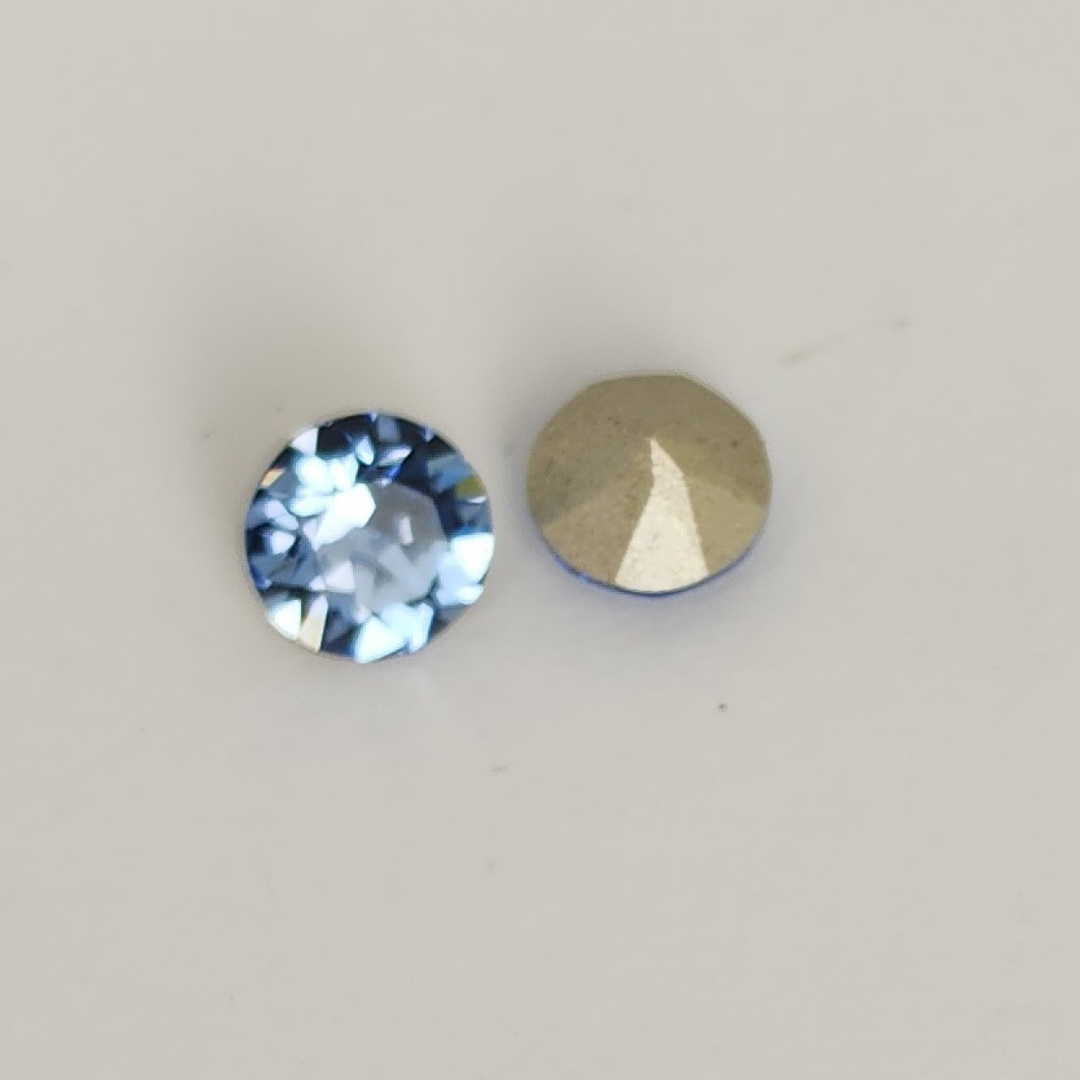 Chaton 8mm