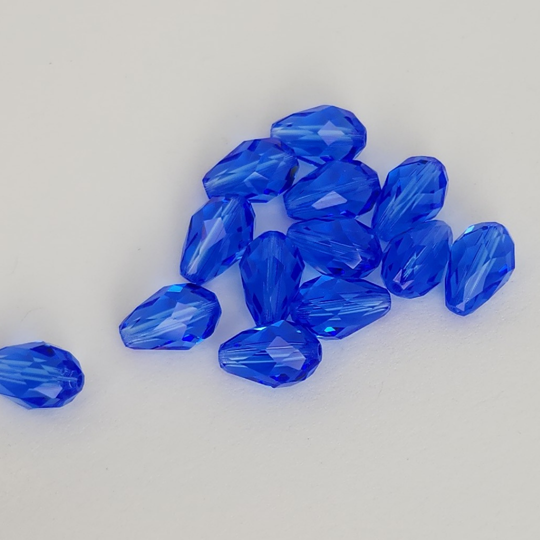 Tear Drop 10.5x7mm
