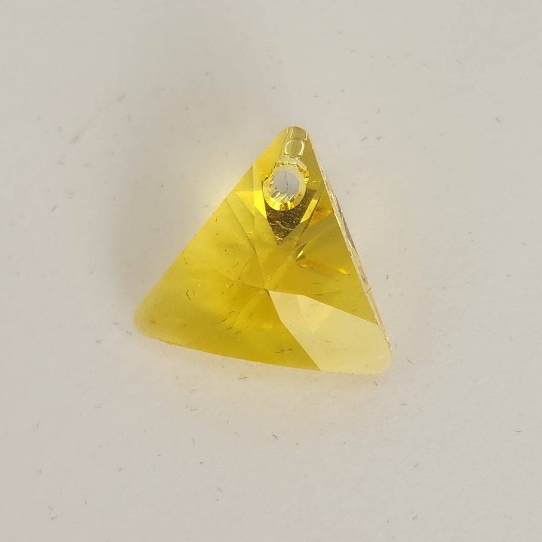 Triangle Pendant 16mm