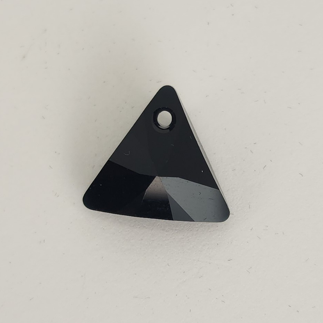 Triangle Pendant 16mm