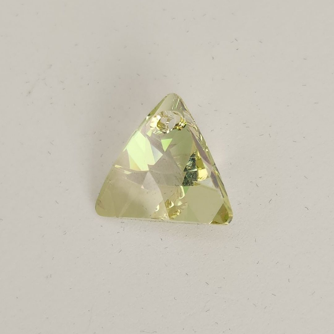 Triangle Pendant 16mm