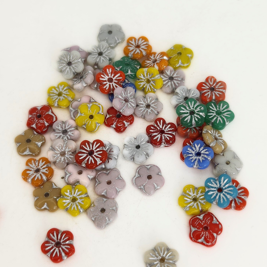 Vintage Daisy Flower 5mm
