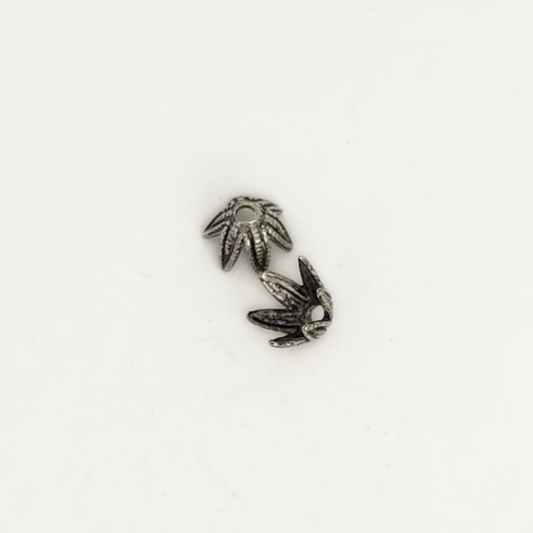 Dot Line Flower Cap 7x5mm