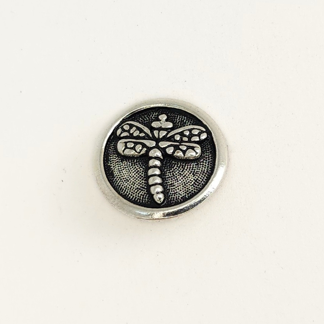 Dragonfly Button 17mm