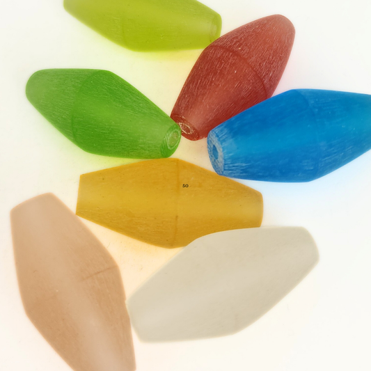 Assorted Resin Diamond 15x30mm