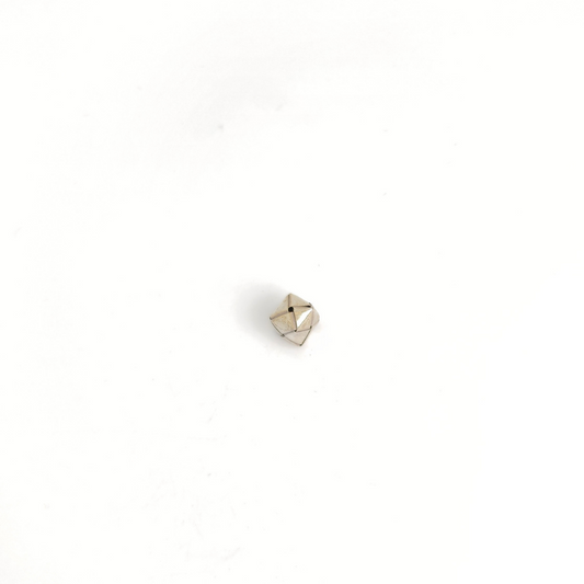 Present Square 8x8mm