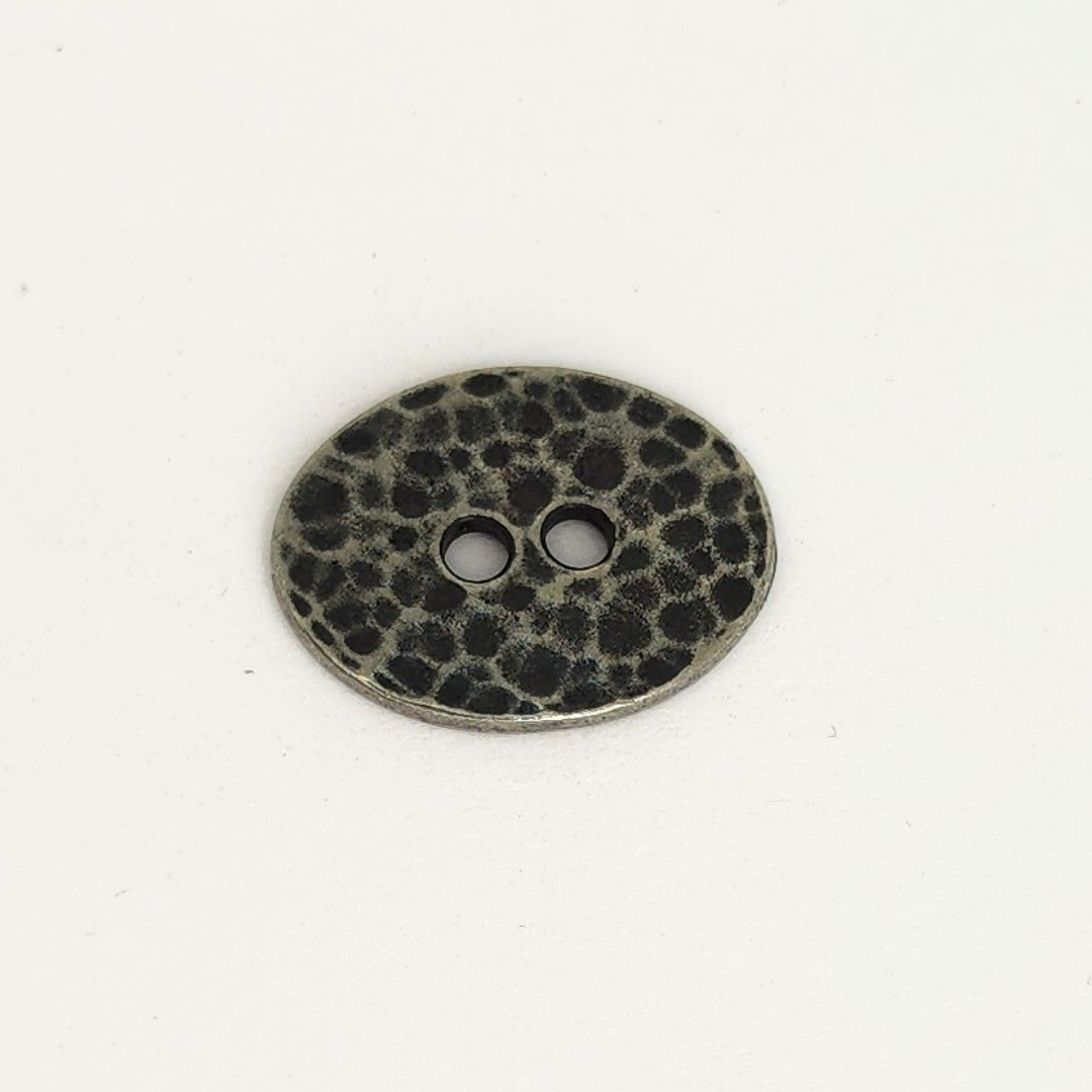 Distressed Oval Button 15mm
