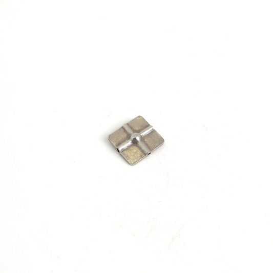 Dual Hole Plain Square 17mm
