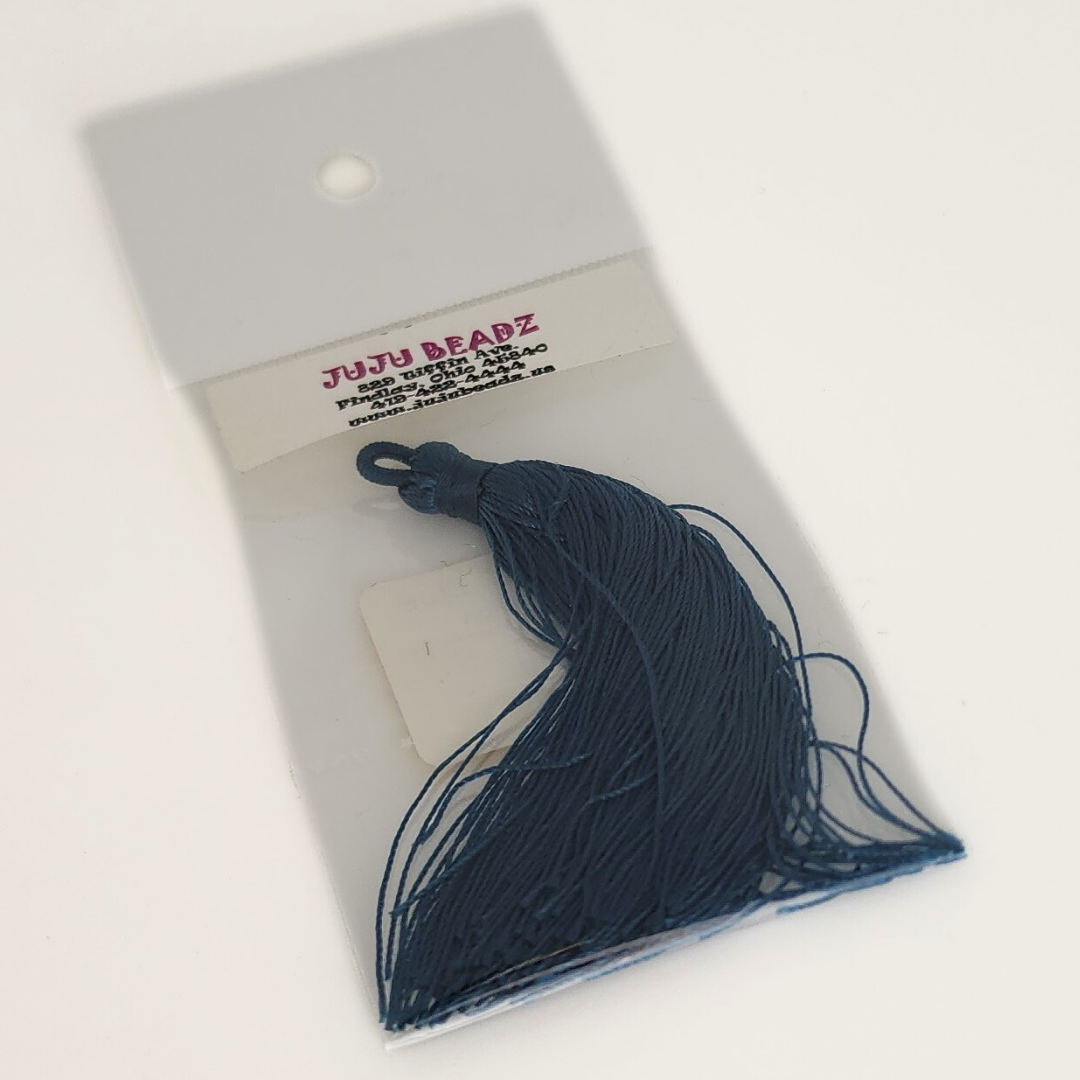 Medium Tassel 3"