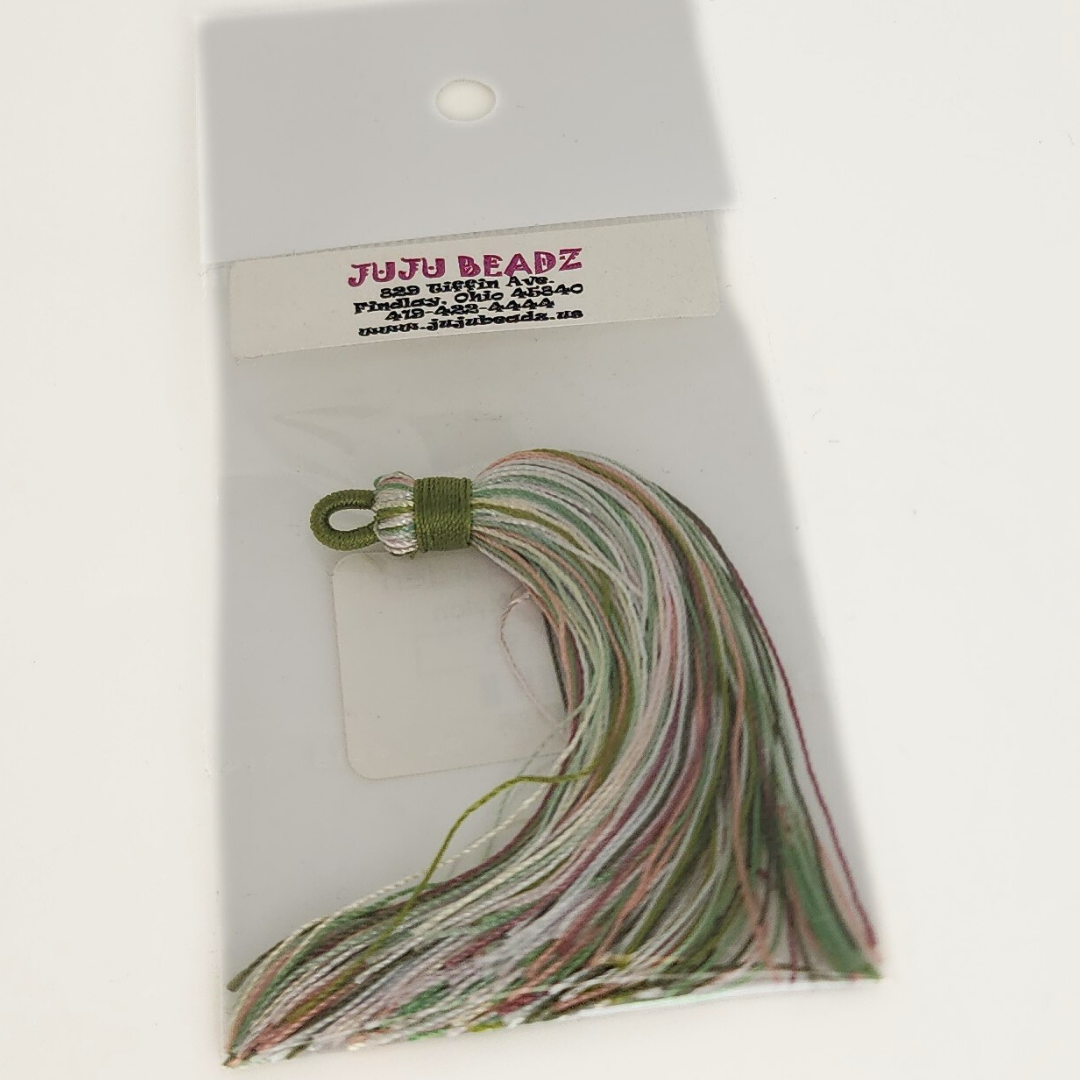 Medium Tassel 3"